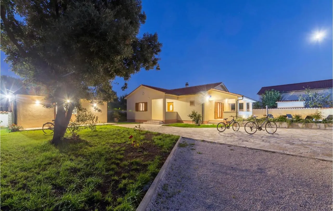 Holiday home 2 Bedroom Amazing Home In Betiga Barbariga